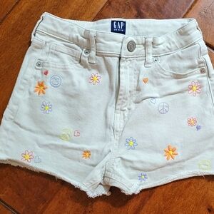 GAP Cream Denim Shorts with Pastel Floral Embroidery